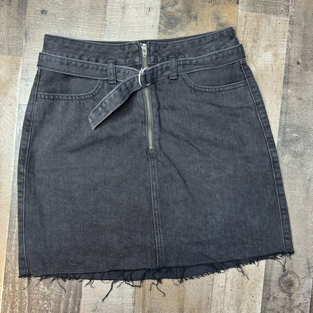 NWOT Hollister Black Denim Ultra High-Rise Skirt size 3